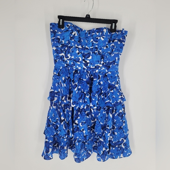 Cynthia Steffe 100% Silk Blue and White Floral Strapless Ruffled Mini Dress Sz 8 - Picture 2 of 7
